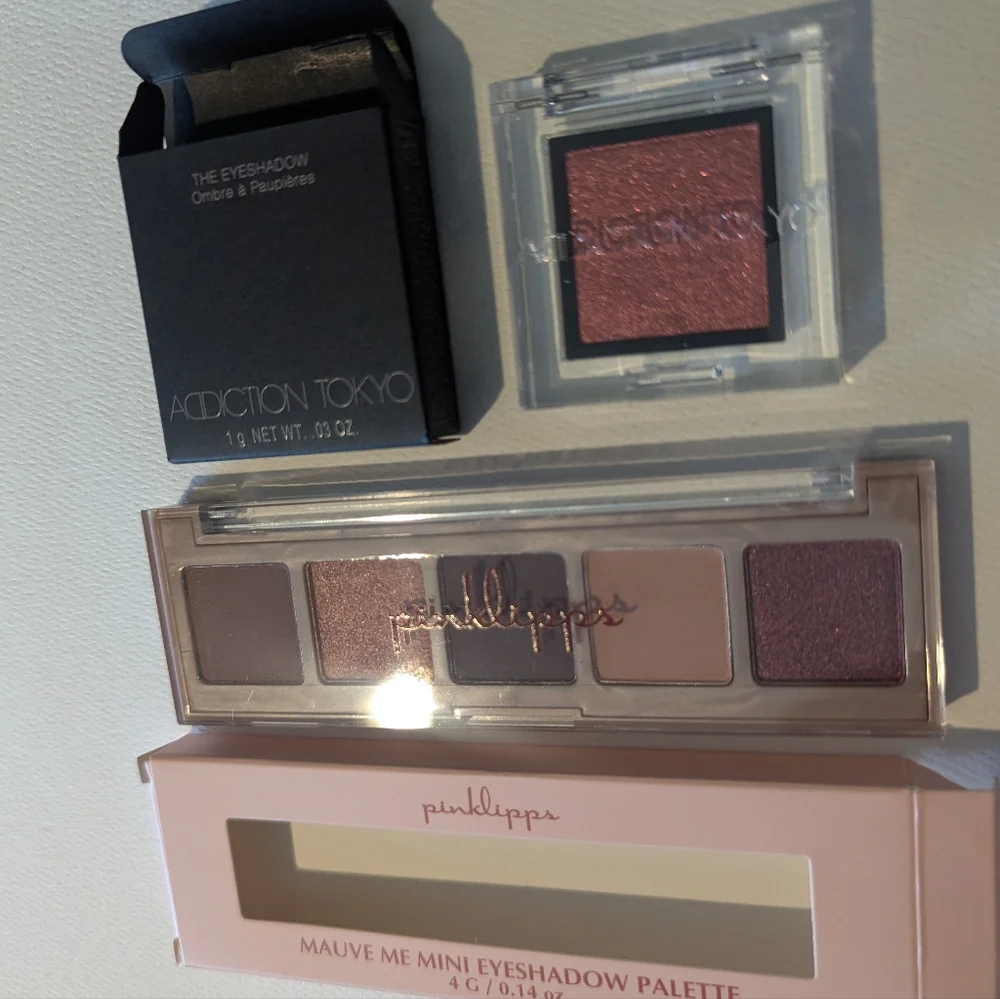 Addiction TOKYO, Pinklipps Eyeshadows Lot